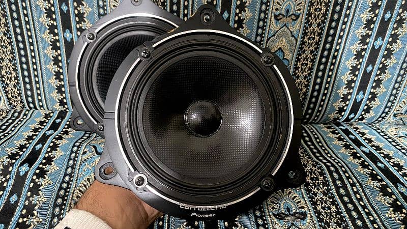 original Pioneer door speakers 0