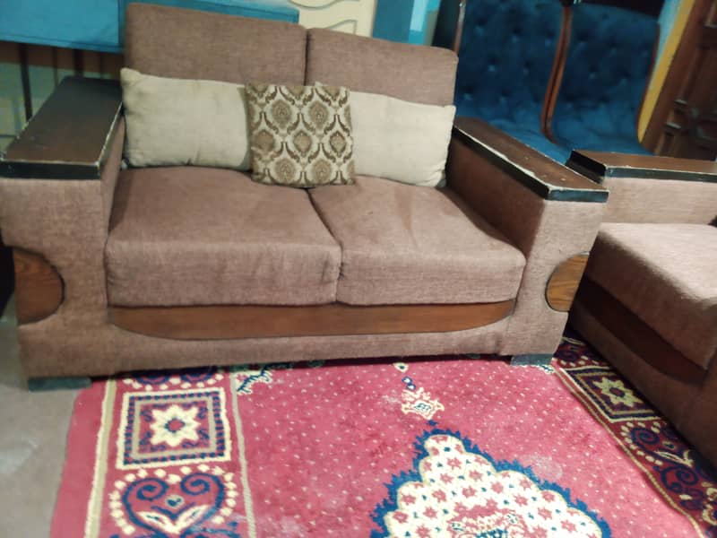 slightly used sofa set 3 2 1 seater 2