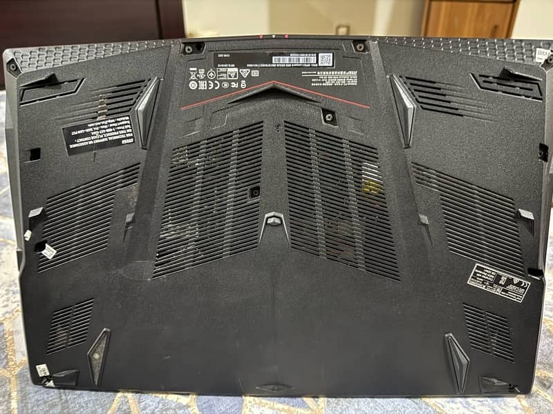 URGENT SALE | MSI GAMING LAPTOP 6GB 1060 Card, 16GB DDR4 Ram 4