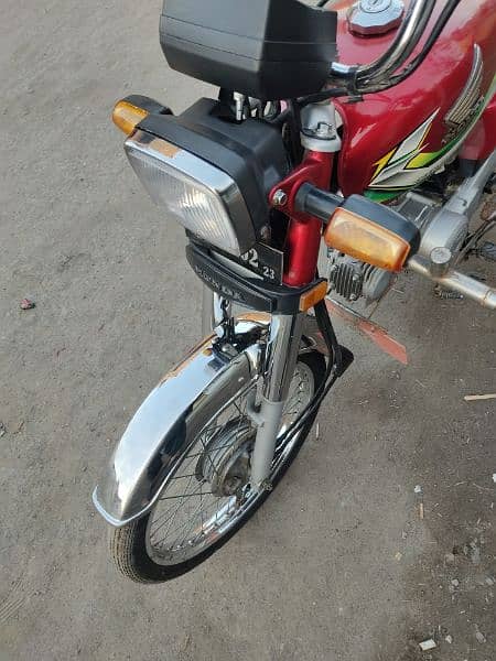 Honda CD 70 2023 2