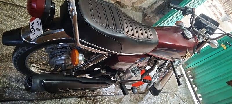 Honda 125 home use All ok no any work required just bay and derive. 5