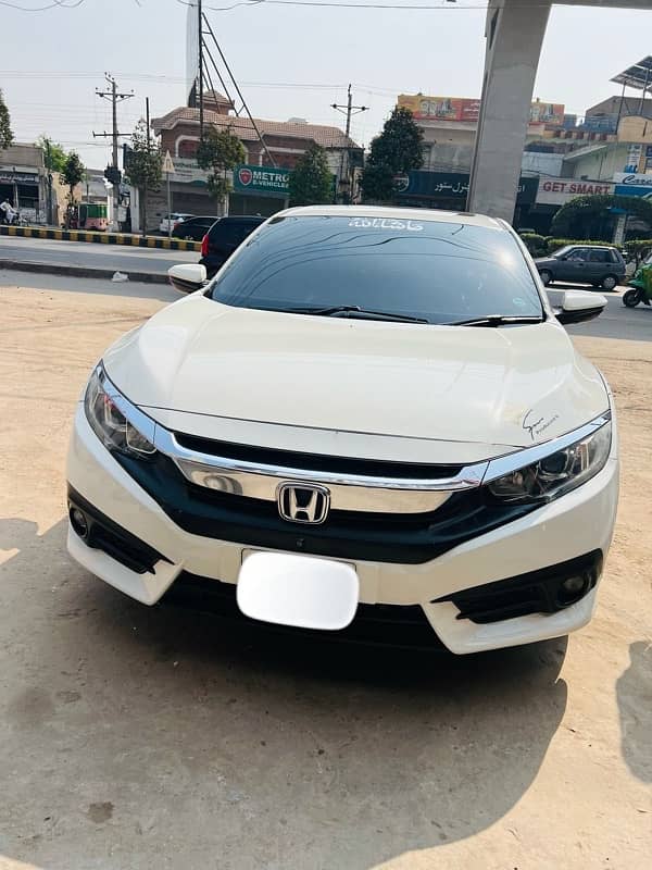 Honda Civic Oriel 2017 0