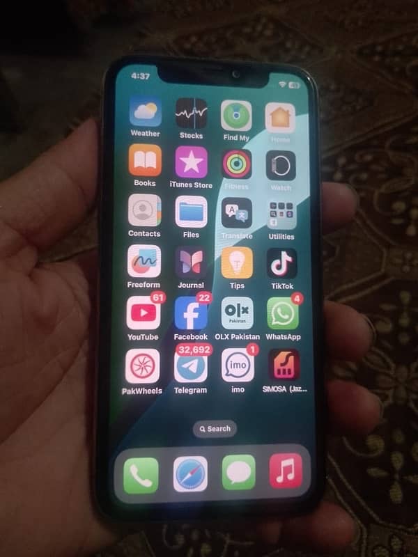 I phone 11 pro 0