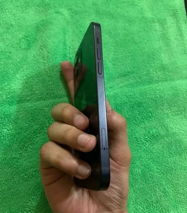 iPhone 12 JV 64GB BLACK COLOR FULL SIM TIME 97% BATTERY HEALTH 3