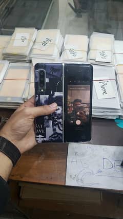 Galaxy z fold 1 Official pta approved 12+512 inner screen not working