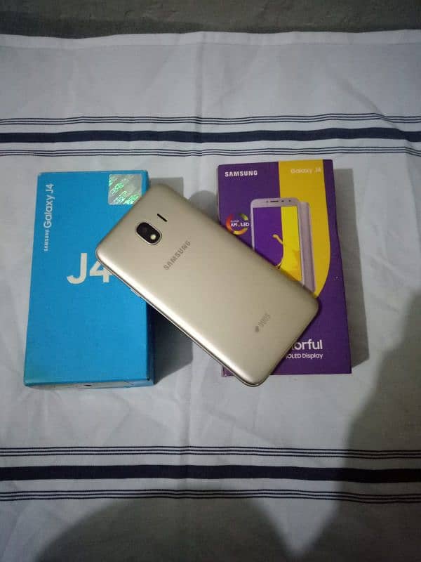 Samsung Galaxy J4 Super AMOLED Display 6