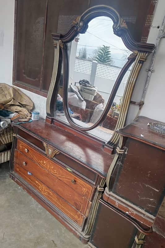 bed side table and dressing table 2