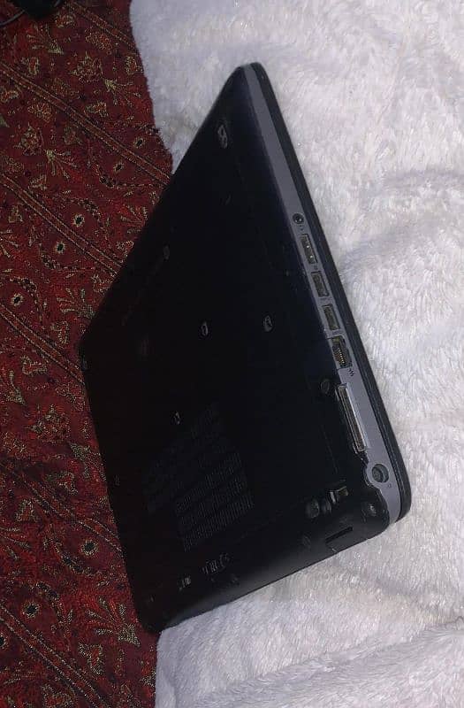 Laptop urgent sale 4