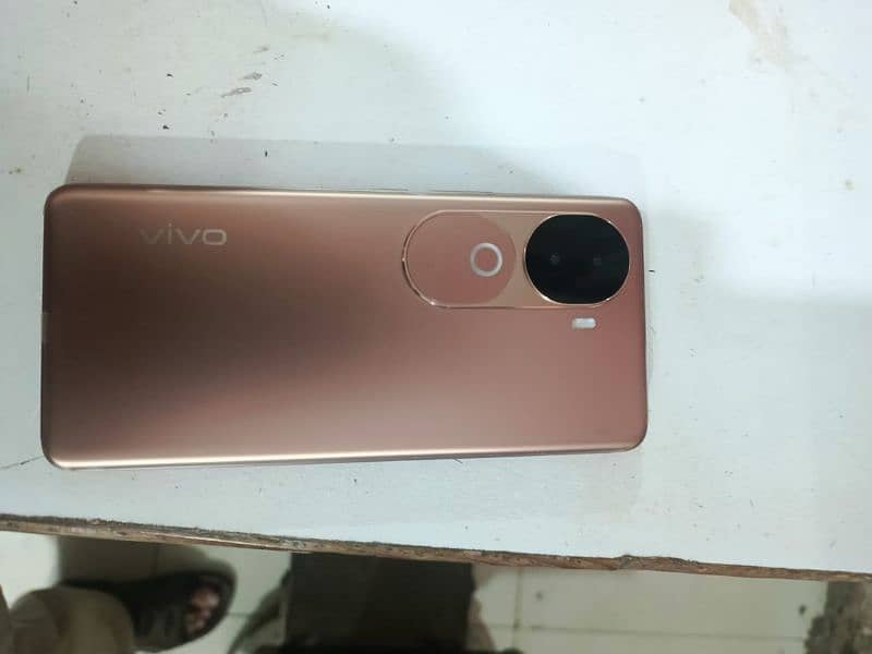 vivo v40e 6