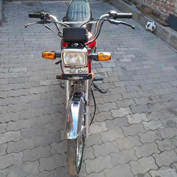 Honda cd 70 bike 0