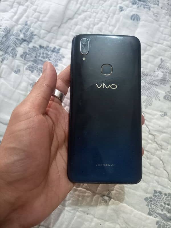 Vivo v11 0