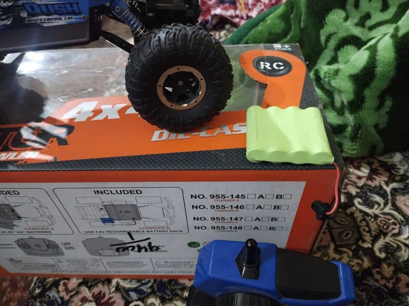 Monster Car 4x4 chargeable battery In Excellent condition 7