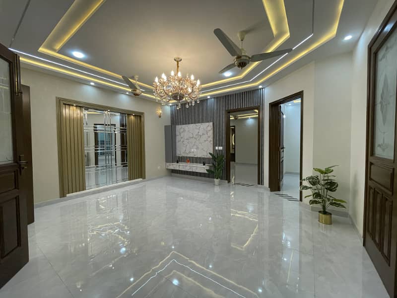 Brand New 10 Marla House For Sale In Janiper Block Sector C Bahria Town Lahore 4