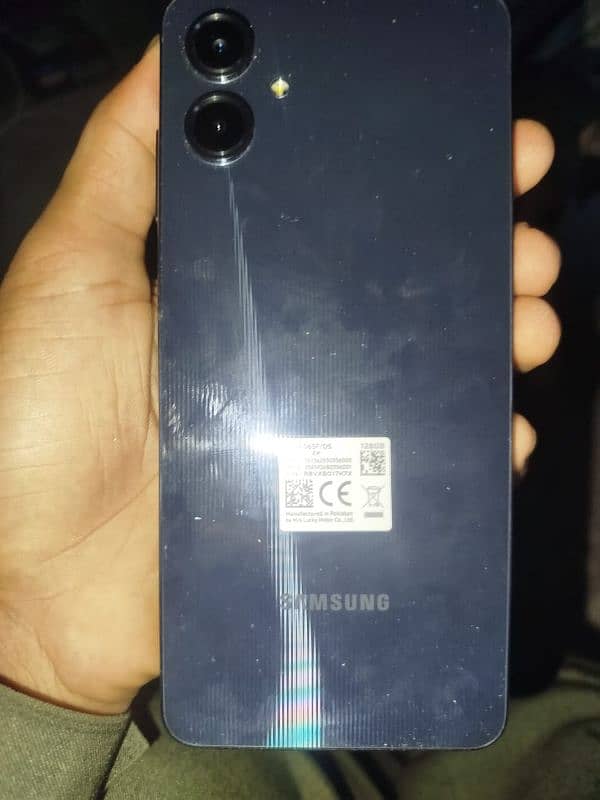 Galaxy  A06  4/128. new 10by 10with box and charger 1