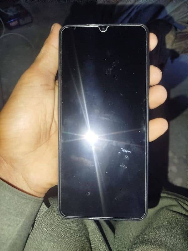 Galaxy  A06  4/128. new 10by 10with box and charger 2