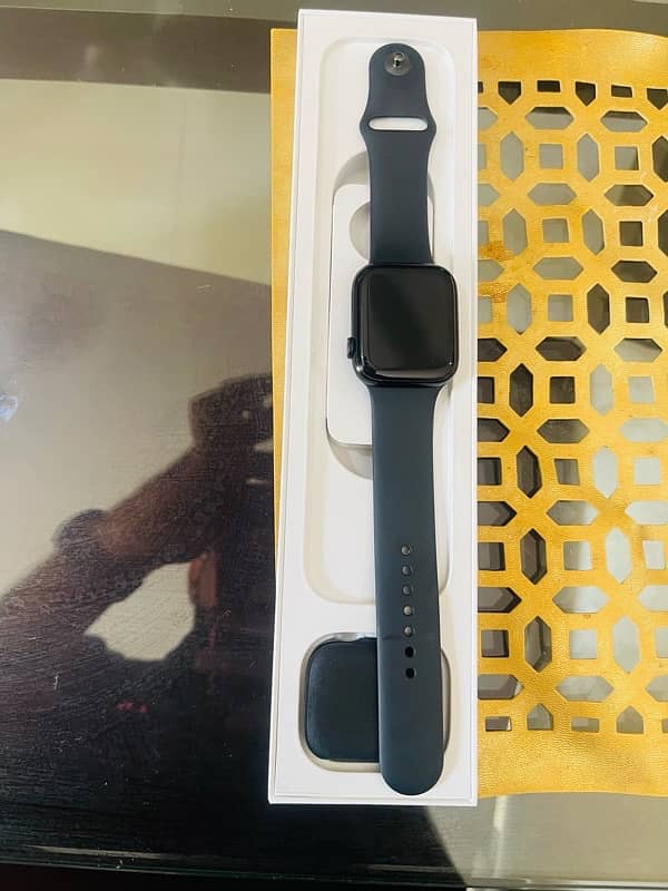 apple smart watch series 8 45mm 3