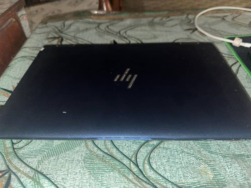 HP elite book dragonfly 360 i5 8th gen 7