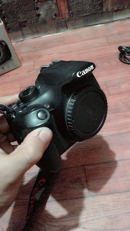 Canon EOS 1200D DSLR camera for sale 5