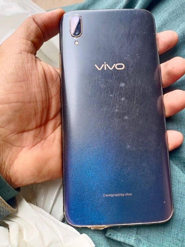 Vivo v11 pro with box 2