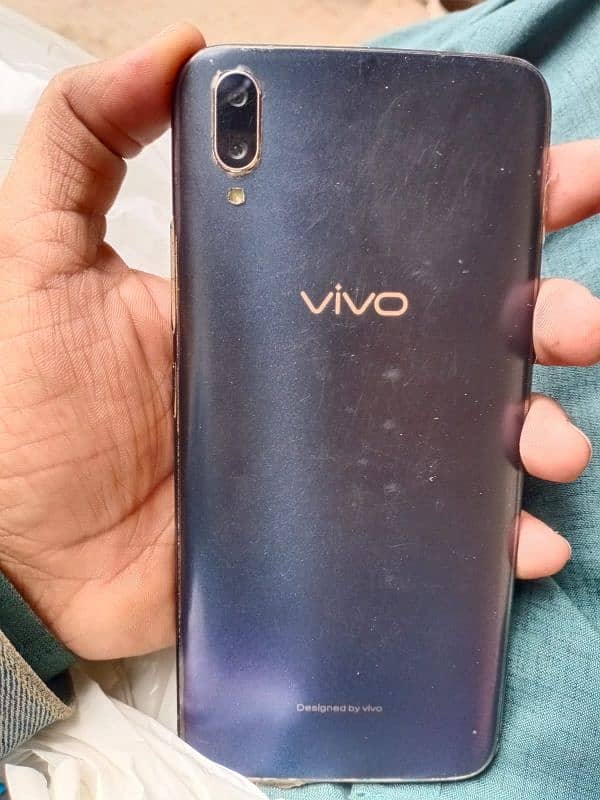 Vivo v11 pro with box 3