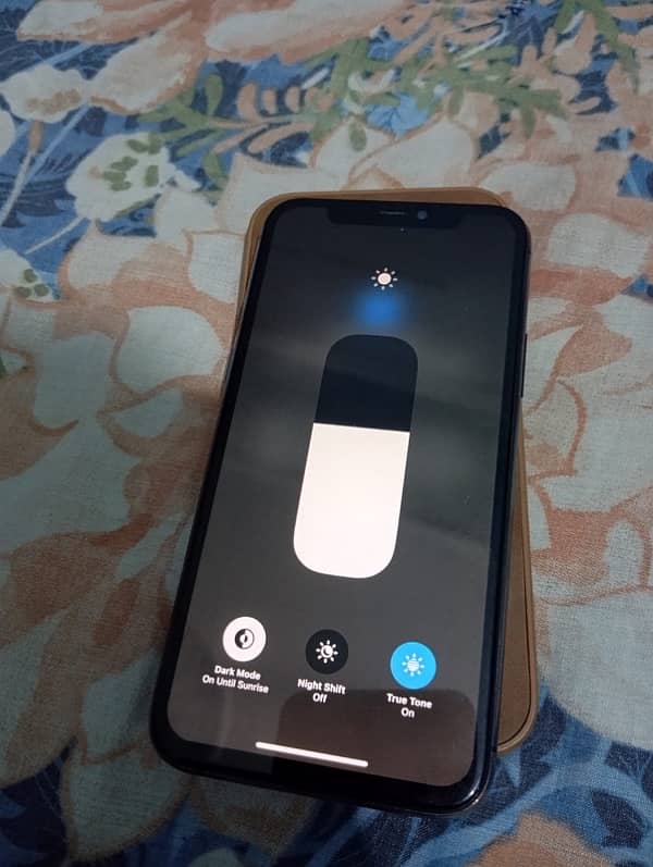 Apple 11 pro 64gb dual sim approved excahnge pixel 7 read ad full 3