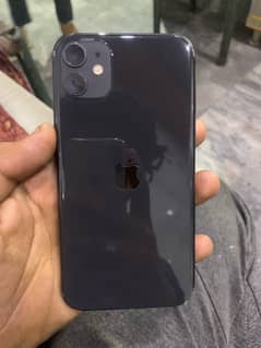 i phone 11 black 10by10 condition 83 health