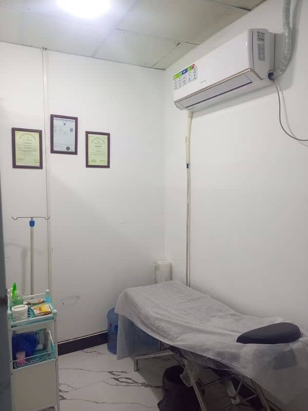 Running Dental & Aesthetic Clinic For Sale will all equipment 2