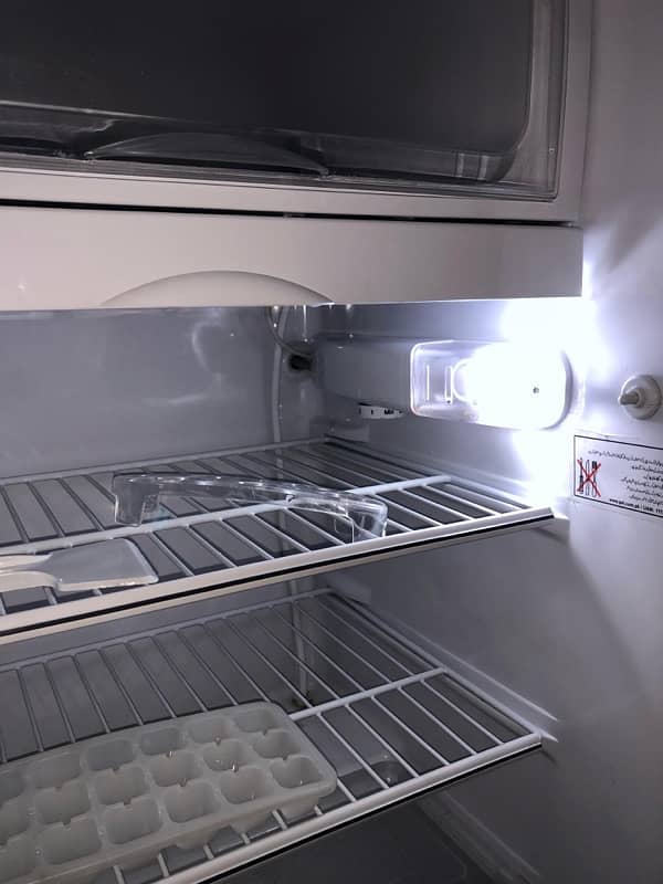 Pel Refrigerator 2