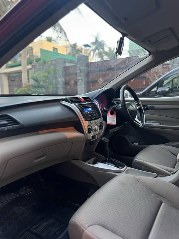 HONDA CITY 1.3 2015 AUTO 8