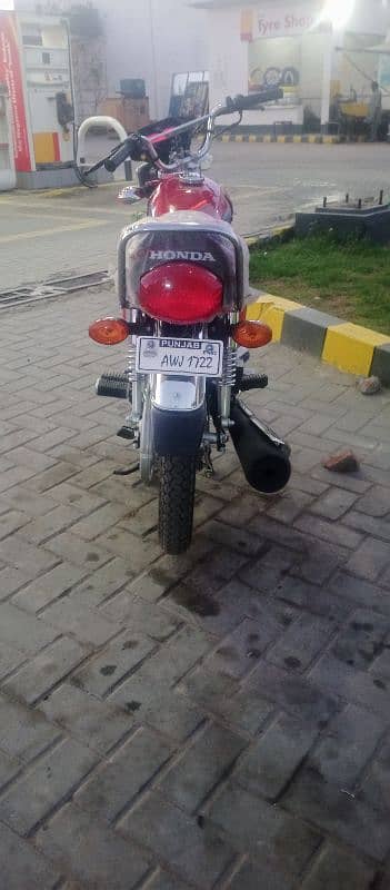 honda 125 bilkul new ha just 360 km 3