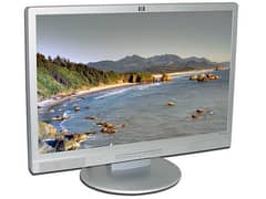 HP 19" UltraClear Gaming Monitor + FREE Power & VGA Cable