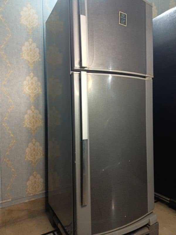 Fridge Dawlance 0 3 2 1 0 0 0 1 7 0 0 0