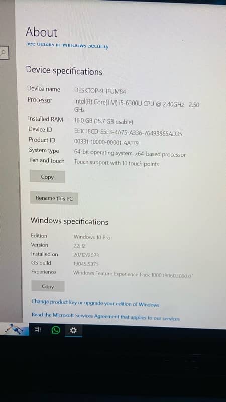 Dell cor i5 6300U Cpu 2.40GHz with charger 3