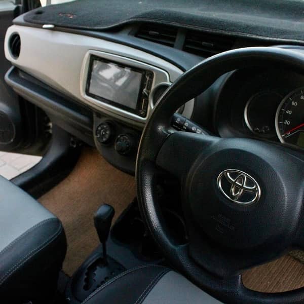 Toyota Vitz 2013 1