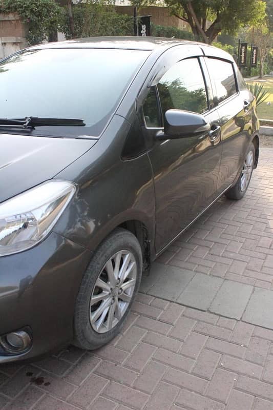 Toyota Vitz 2013 6