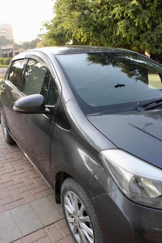 Toyota Vitz 2013 7