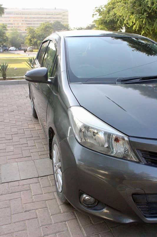 Toyota Vitz 2013 9