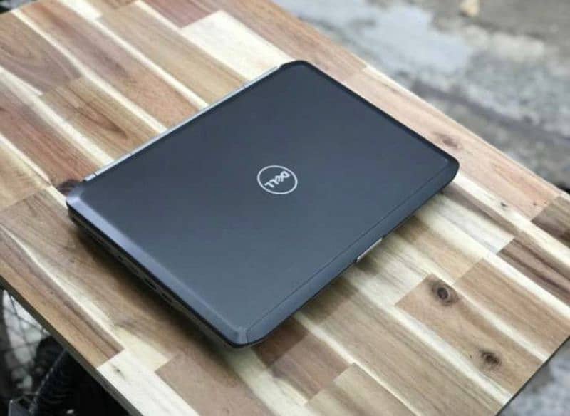 Dell Core i5 2nd Generation (Ram 8GB + Hard 320GB)14 Display HD 3