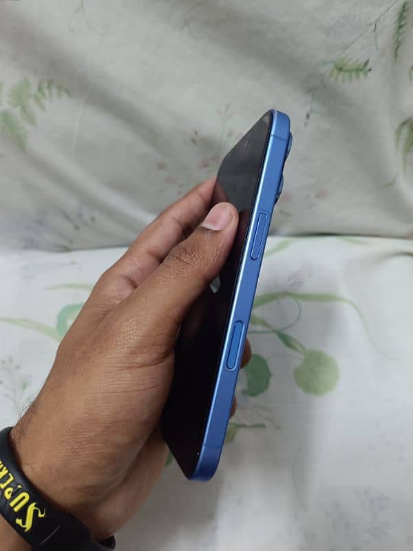 iphone 16 blue colour 3