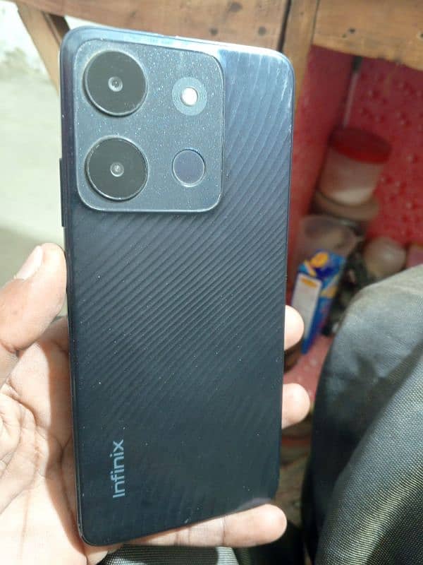 Infinix Smart7. . 3+3   6/64 0