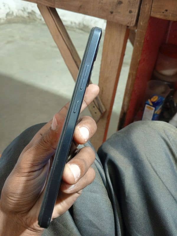 Infinix Smart7. . 3+3   6/64 5