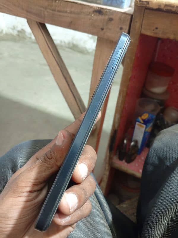 Infinix Smart7. . 3+3   6/64 6