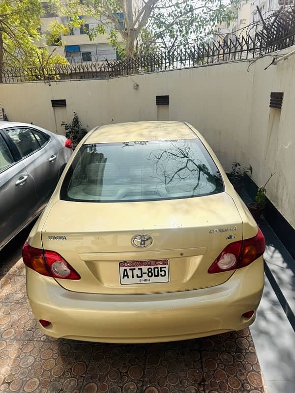 Toyota Corolla GLI 2010 3