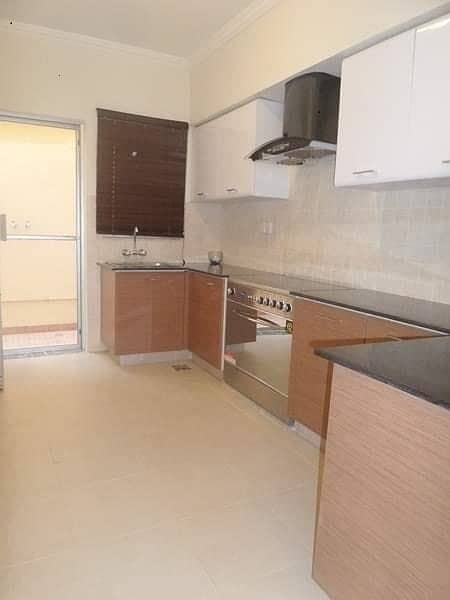 Iqbal Villas 152sq yd Close to Entrance of BTK 3Bed One Unit Villas FOR RENT 12