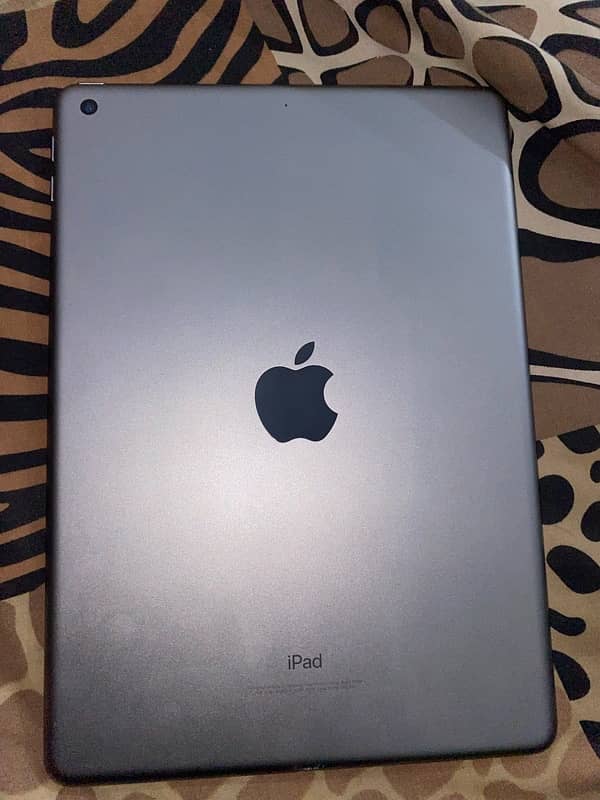 ipad 6 gen10/10 condition brand new condition seal packed 32 gb 3