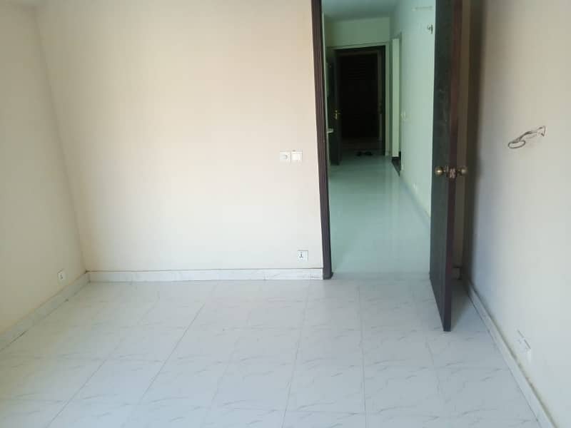 Falaknaz Presidency West Open Apartment 15