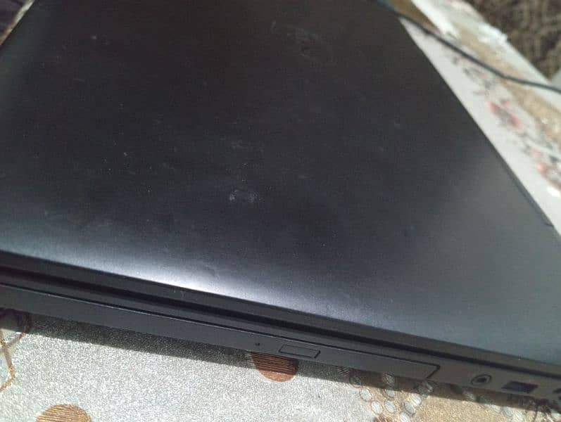 Dell Core i5 5-generation Excellent condition. 12