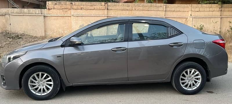 Toyota Corolla GLI automatic model 2015 6