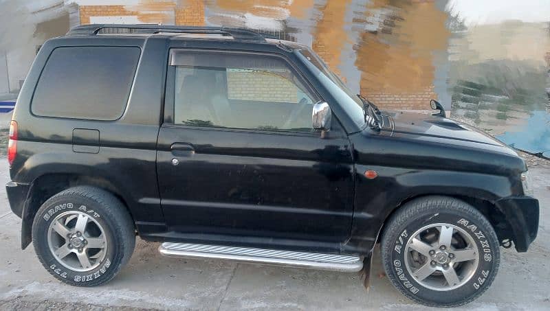 Mitsubishi Pajero Mini 4x4 5