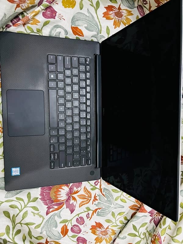 Dell Precision 5540 1